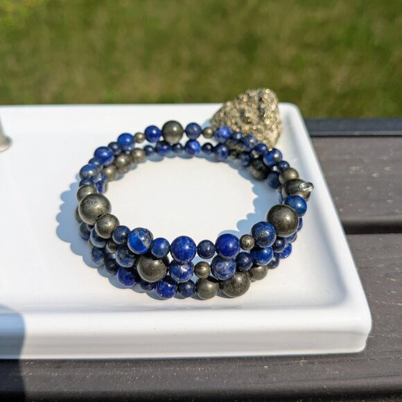 Natural Lapis Lazuli and Pyrite Memory Wire Layer Bracelet - Picture 3 of 14
